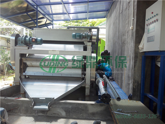 帶式壓濾機(jī)出口印度尼西亞處理工廠化工污泥 2