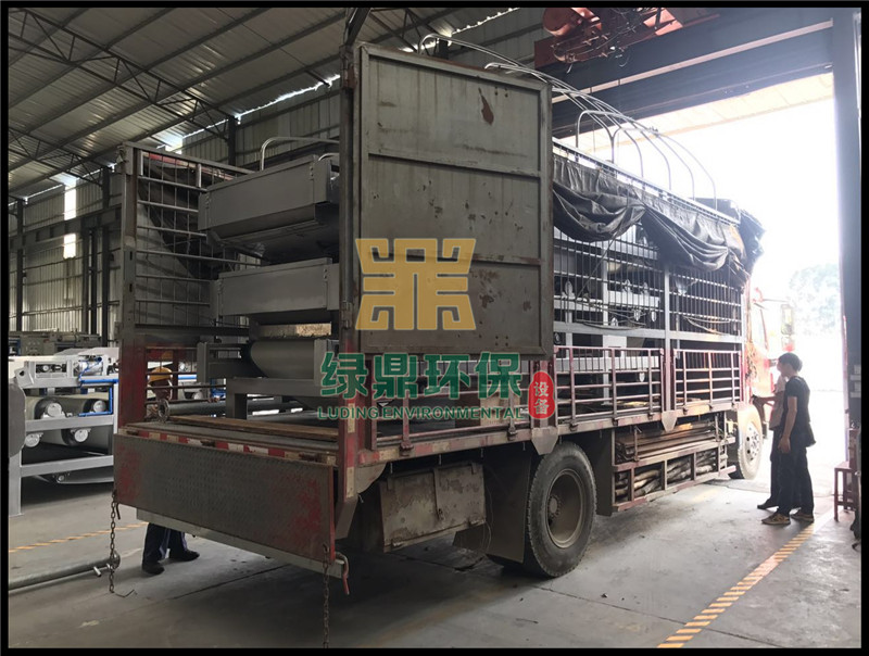 帶式壓濾機(jī)應(yīng)用弋江污泥處理項(xiàng)目